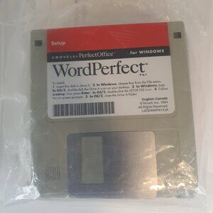 Factory Sealed Word Perfect for Windows Version 6.1 12 3.5" Floppy Disks